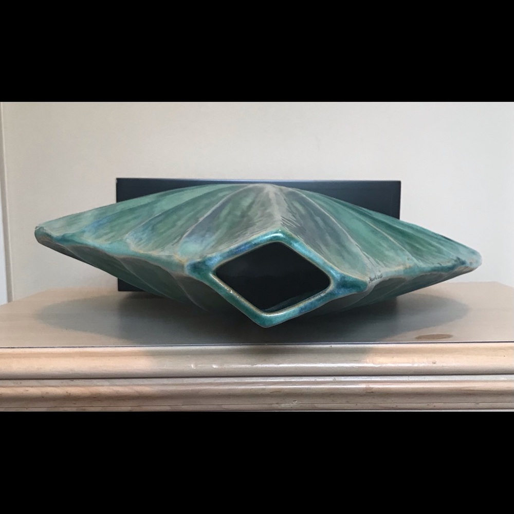 Abstract ceramic base - Picture 5 of 7